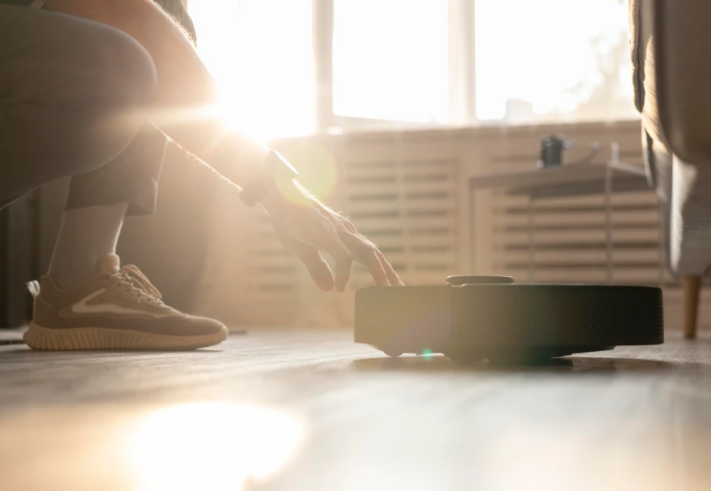 Robot vacuum cleaner for pets